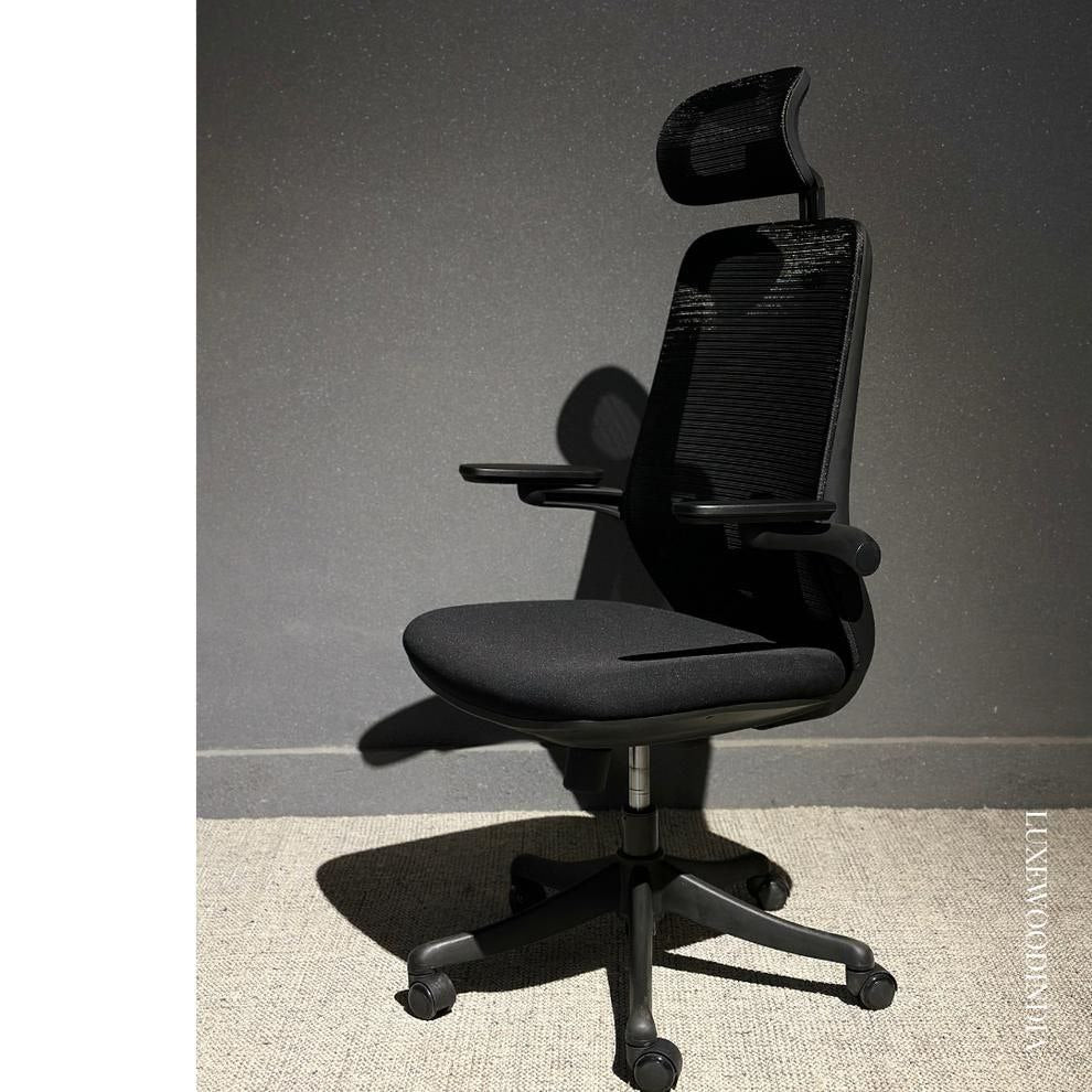 NF-01 Ergonomic Chair