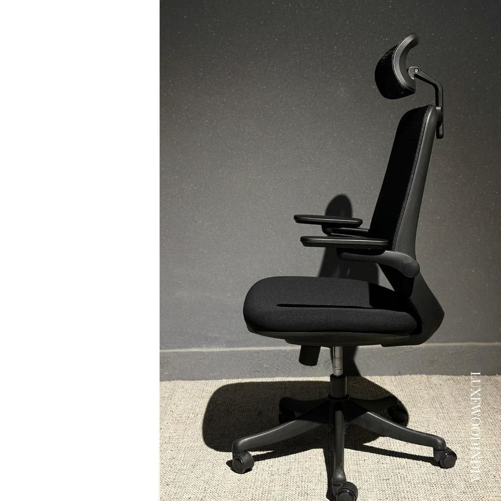 NF-01 Ergonomic Chair