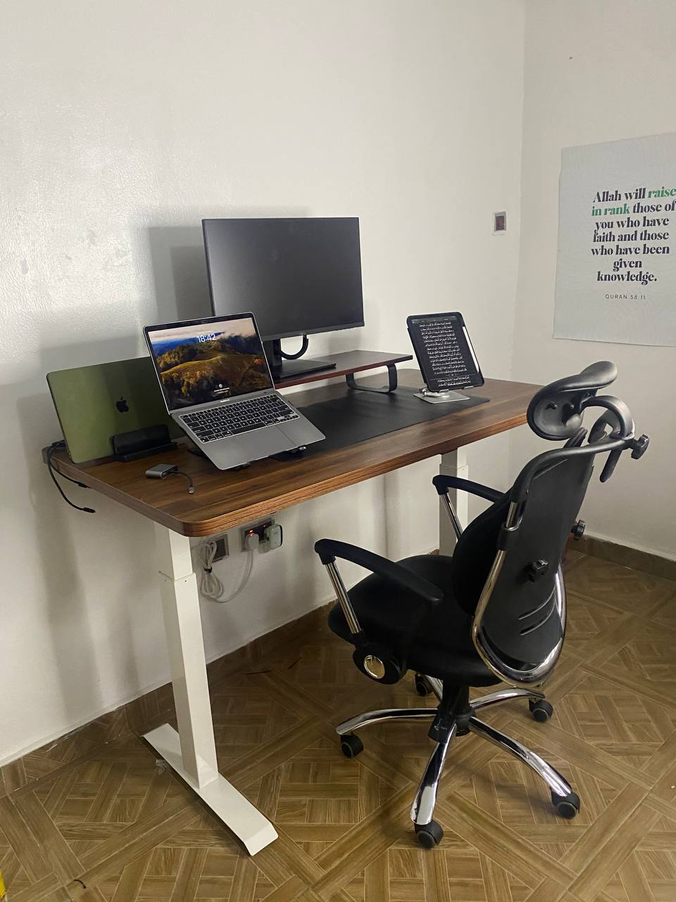 Oriens Single Motor Electric Standing Desks