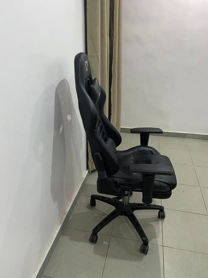 Furgle Gaming Chair With Foot Rest