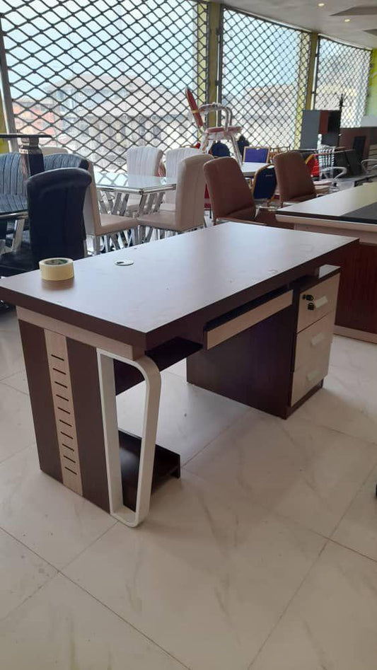 Standard Desk